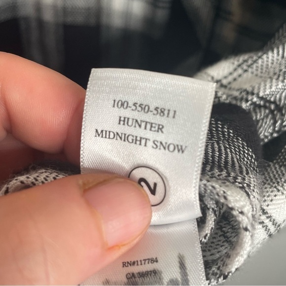 Rails Hunter Midnight Snow Plaid Flannel Button Down Academia Preppy Comfy M - Picture 12 of 14